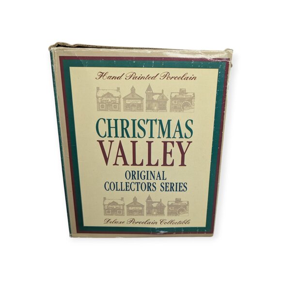 Vintage 1995 Christmas Valley Original Collectors Series Light Up Ceramic House - Picture 2 of 16